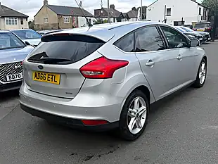 Used 2005 Ford Focus Titanium Silver - Interior and Exterior details 5
