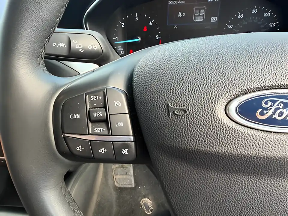 Used 2005 Ford Focus Titanium Silver - Interior and Exterior details 14