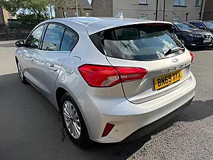 Used 2005 Ford Focus Titanium Silver - Interior and Exterior details 7