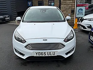 Used 2005 Ford Focus Titanium White - Interior and Exterior details 2
