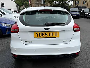 Used 2005 Ford Focus Titanium White - Interior and Exterior details 5
