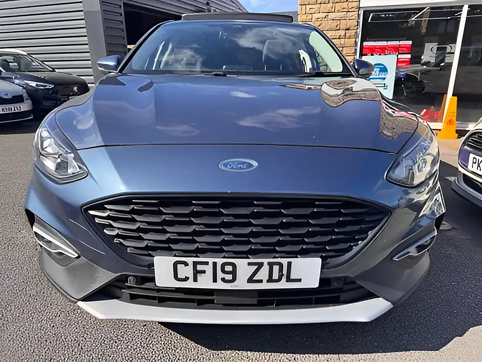 Used 2005 Ford Focus X Blue - Interior and Exterior details 2