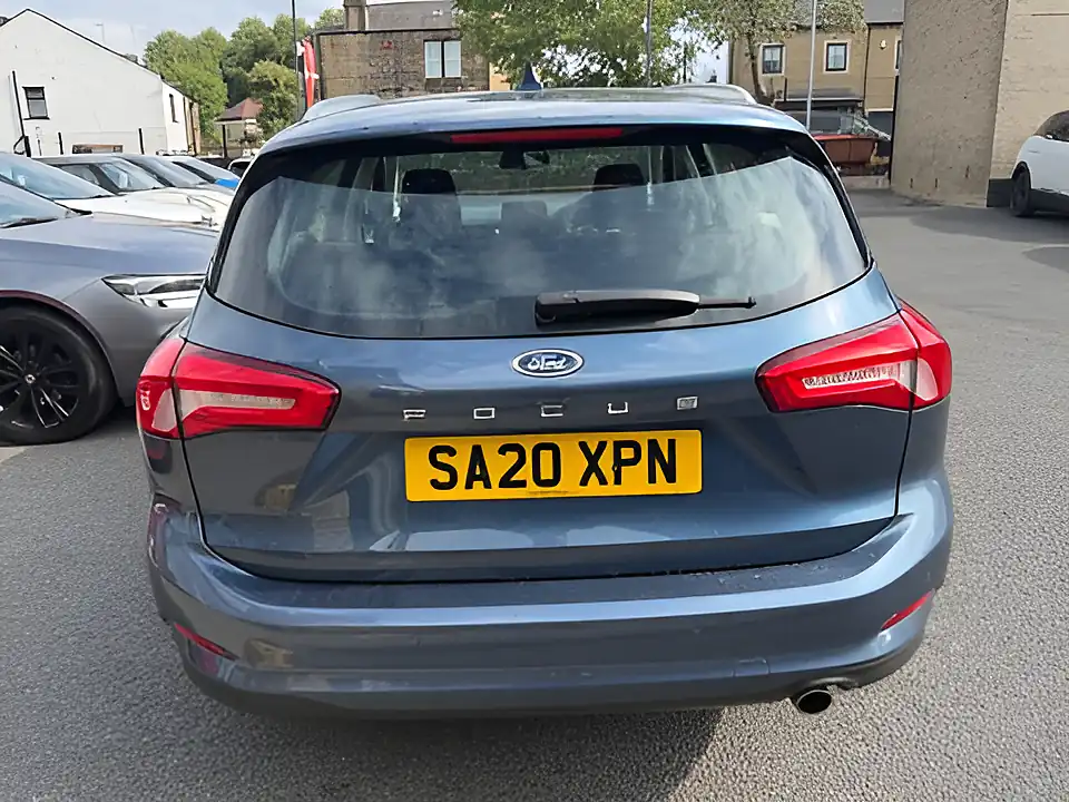Used 2005 Ford Focus Zetec Blue - Interior and Exterior details 6