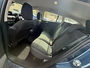 Used 2005 Ford Focus Zetec Blue - Interior and Exterior details 9