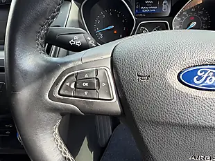 Used 2005 Ford Focus Zetec Blue - Interior and Exterior details 10