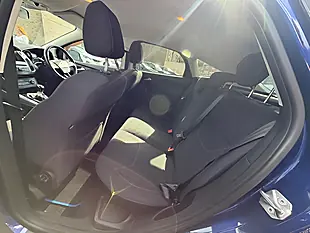 Used 2005 Ford Focus Zetec Blue - Interior and Exterior details 9