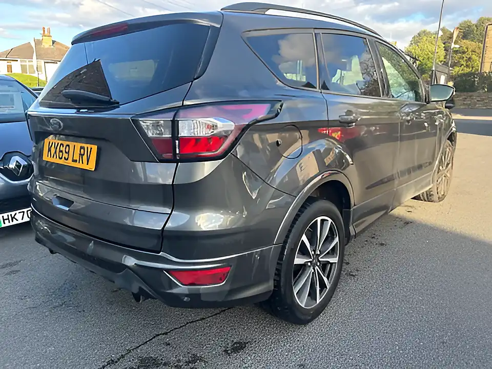 Used 2005 Ford Kuga ST-Line Grey - Interior and Exterior details 6