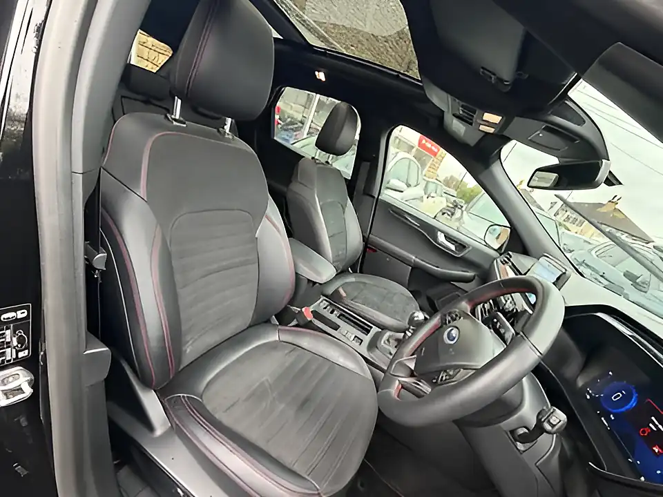 Used 2005 Ford Kuga ST-Line X Agate Black - Interior and Exterior details 11