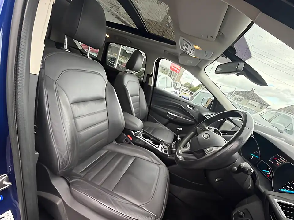 Used 2005 Ford Kuga ST-Line X Deep Impact Blue - Interior and Exterior details 8