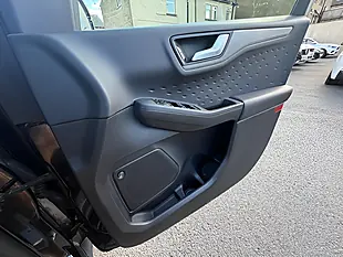 Used 2005 Ford Kuga Titanium Black - Interior and Exterior details 17