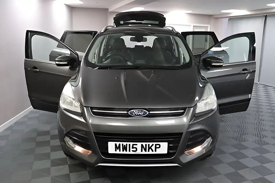 Used 2005 Ford Kuga Titanium Grey - Interior and Exterior details 6