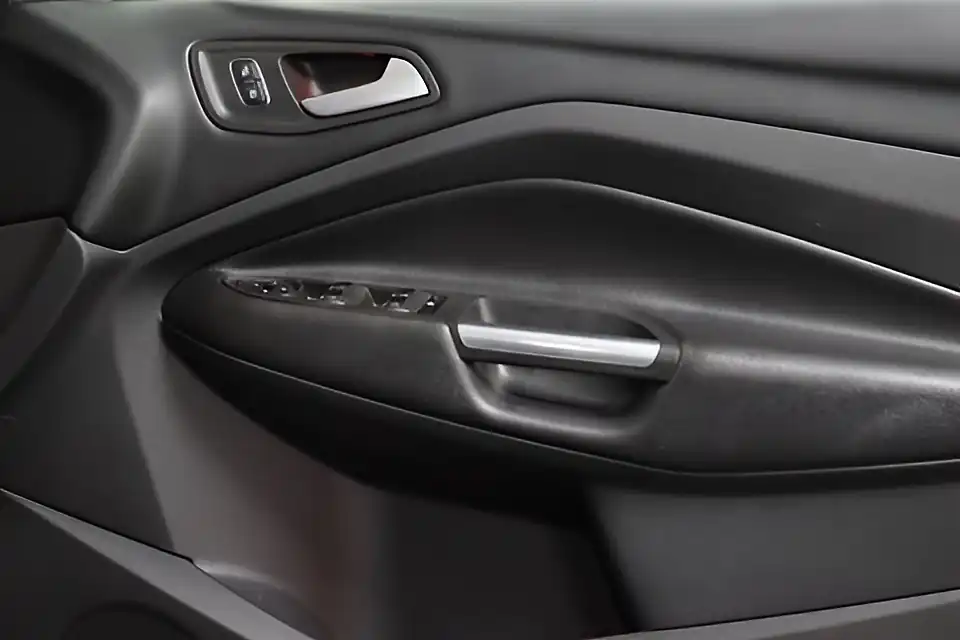 Used 2005 Ford Kuga Titanium X Edition Grey - Interior and Exterior details 17