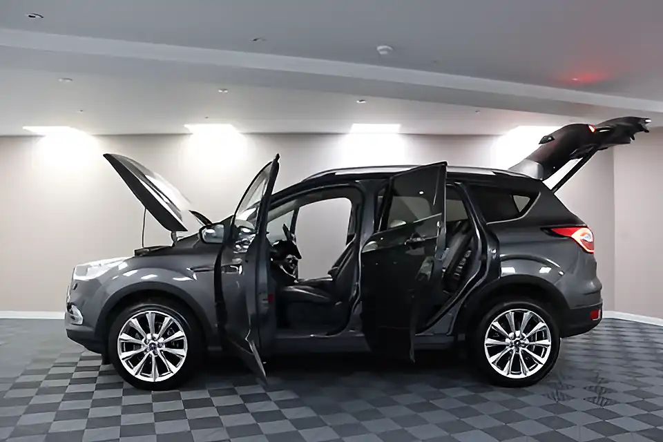 Used 2005 Ford Kuga Titanium X Edition Grey - Interior and Exterior details 5