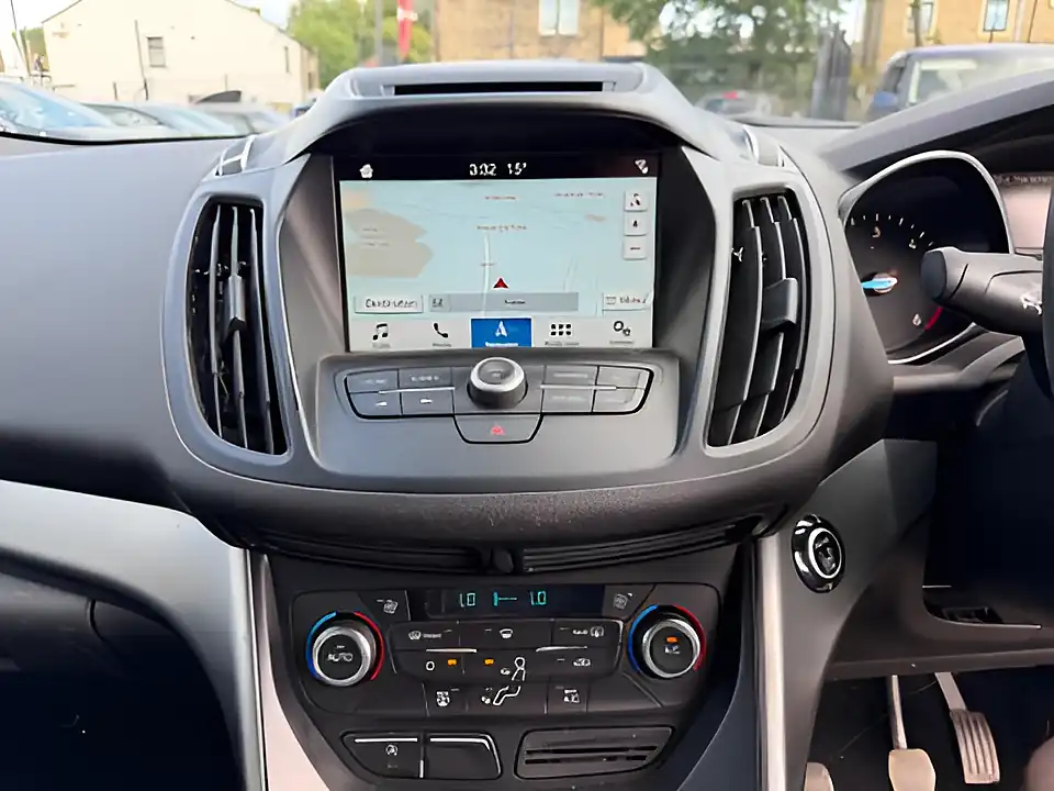 Used 2005 Ford Kuga Zetec Black - Interior and Exterior details 14
