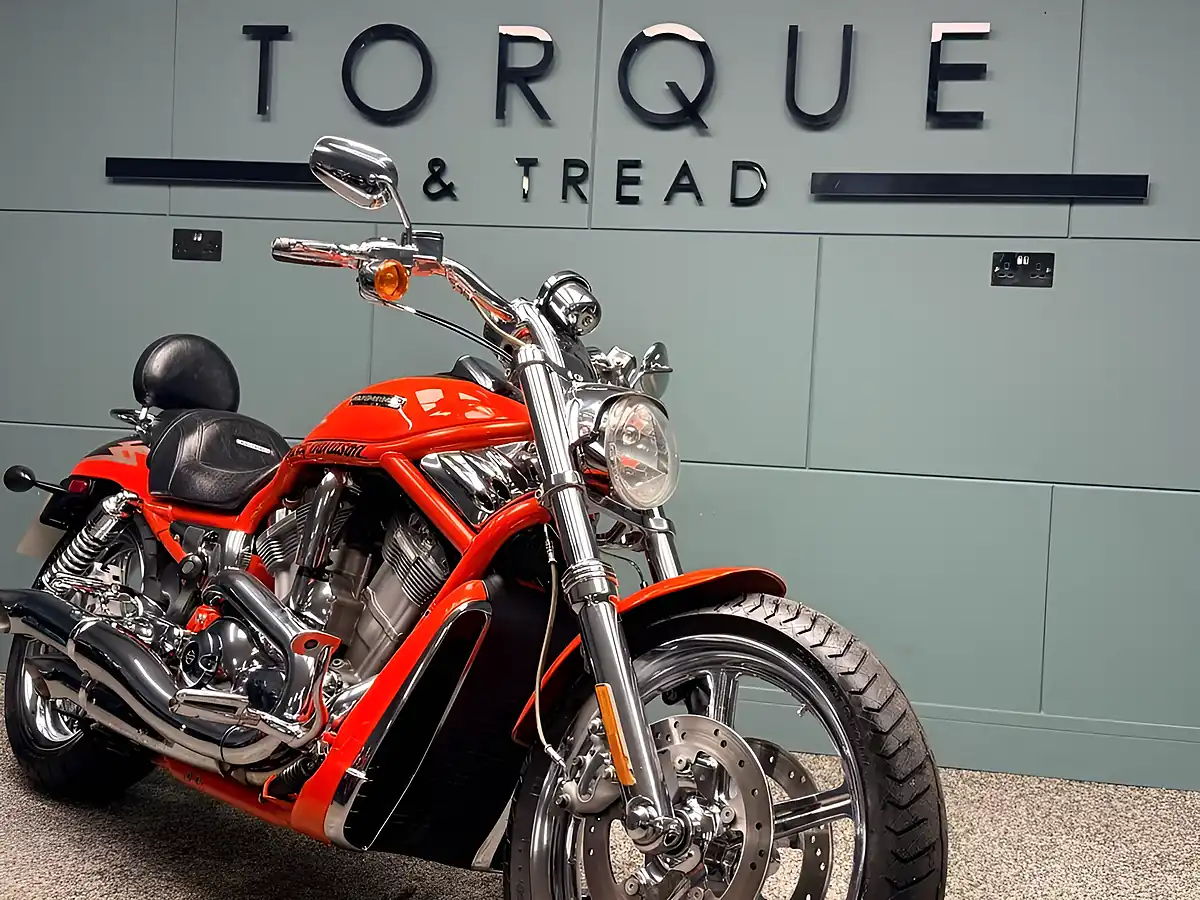 Used 2005 Harley-Davidson V-Rod Vrscse Screamin Eagle Red - Interior and Exterior details 10