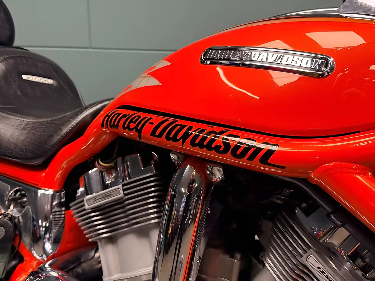 Used 2005 Harley-Davidson V-Rod Vrscse Screamin Eagle Red - Interior and Exterior details 12