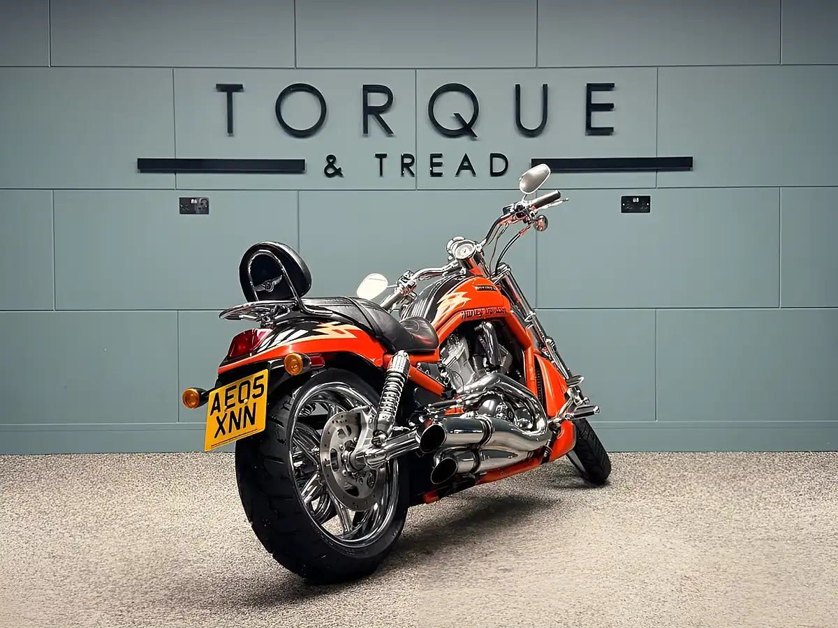 Used 2005 Harley-Davidson V-Rod Vrscse Screamin Eagle Red - Interior and Exterior details 4