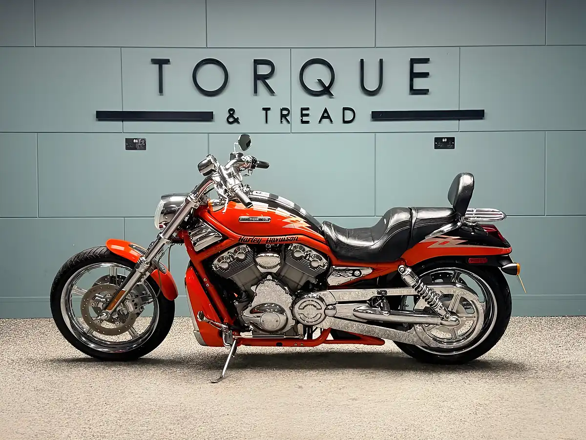 Used 2005 Harley-Davidson V-Rod Vrscse Screamin Eagle Red - Interior and Exterior details 8