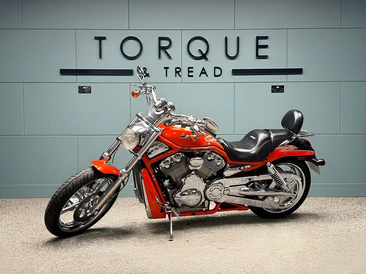 Used 2005 Harley-Davidson V-Rod Vrscse Screamin Eagle Red - Interior and Exterior details 9