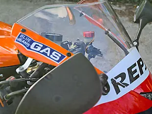 Used 2005 Honda CBR1000RR Fireblade Orange - Interior and Exterior details 18