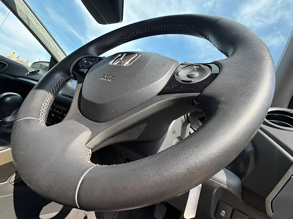 Used 2005 Honda Civic Se Plus Navi Silver - Interior and Exterior details 15