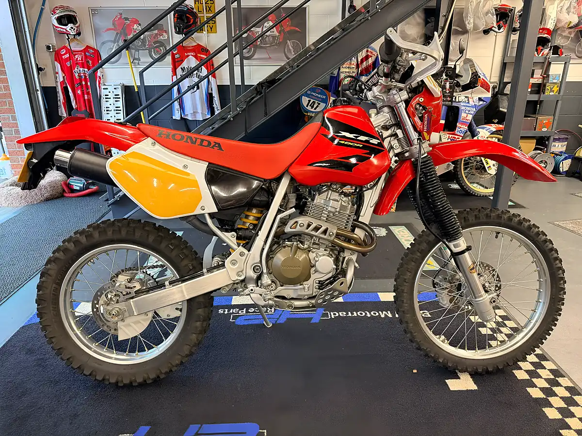 Used 2005 Honda XR400R - Front View
