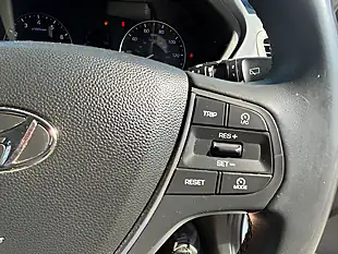 Used 2005 Hyundai i20 Se Blue Drive Silver - Interior and Exterior details 12