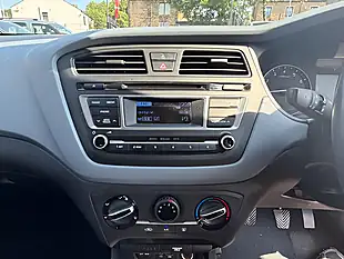 Used 2005 Hyundai i20 Se Blue Drive Silver - Interior and Exterior details 15