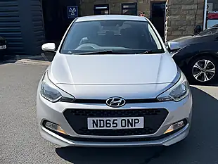 Used 2005 Hyundai i20 Se Blue Drive Silver - Interior and Exterior details 2