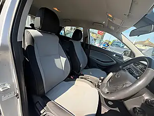 Used 2005 Hyundai i20 Se Blue Drive Silver - Interior and Exterior details 8