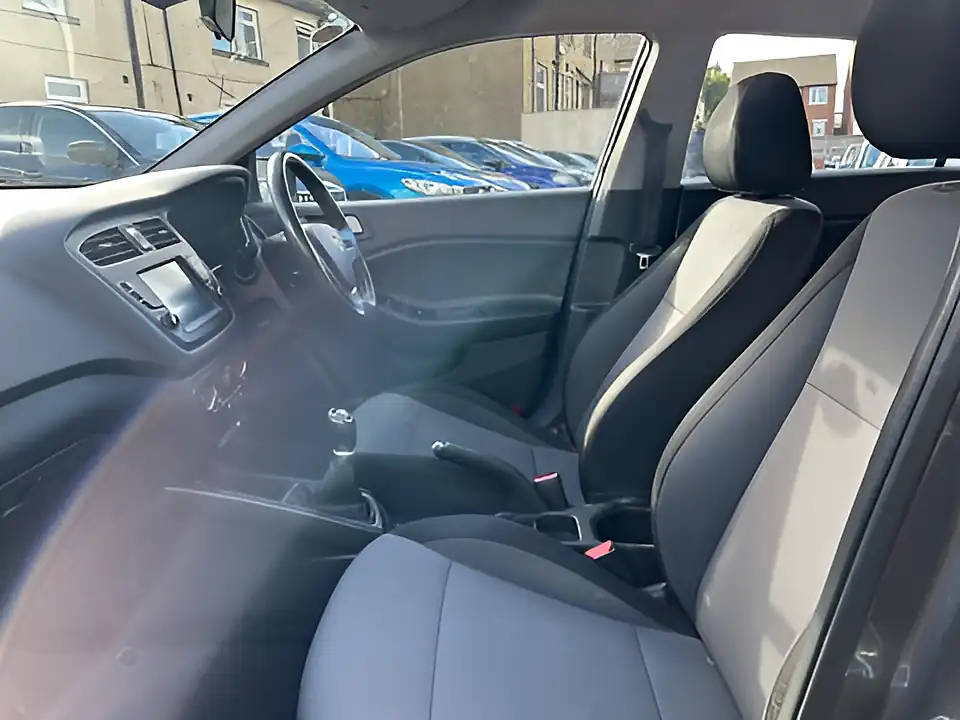 Used 2005 Hyundai i20 Se Grey - Interior and Exterior details 10