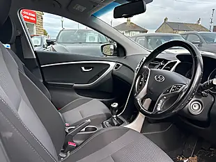 Used 2005 Hyundai i30 Se Blue Drive White - Interior and Exterior details 10