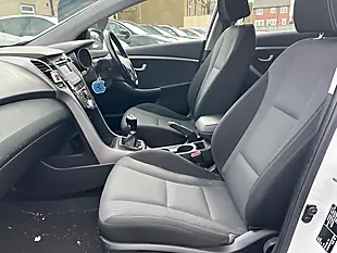 Used 2005 Hyundai i30 Se Blue Drive White - Interior and Exterior details 4