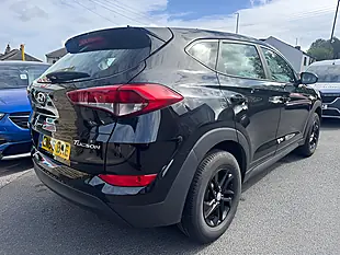 Used 2005 Hyundai Tucson S Blue Drive Phantom Black - Interior and Exterior details 5