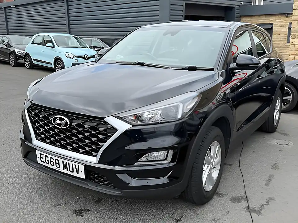 Used 2005 Hyundai Tucson S Connect Black - Interior and Exterior details 3