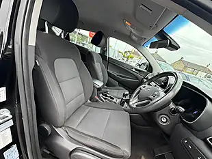 Used 2005 Hyundai Tucson S Connect Black - Interior and Exterior details 8