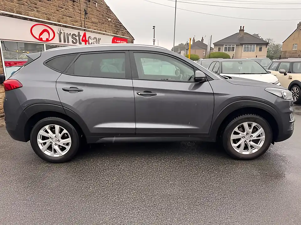 Used 2005 Hyundai Tucson Se Nav Micron Grey - Interior and Exterior details 6