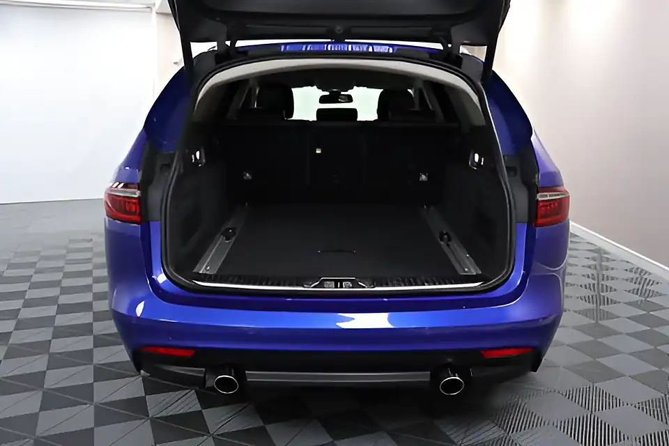 Used 2005 Jaguar Xf Portfolio Caesium Blue - Interior and Exterior details 10