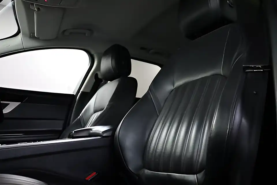 Used 2005 Jaguar Xf Portfolio Caesium Blue - Interior and Exterior details 16