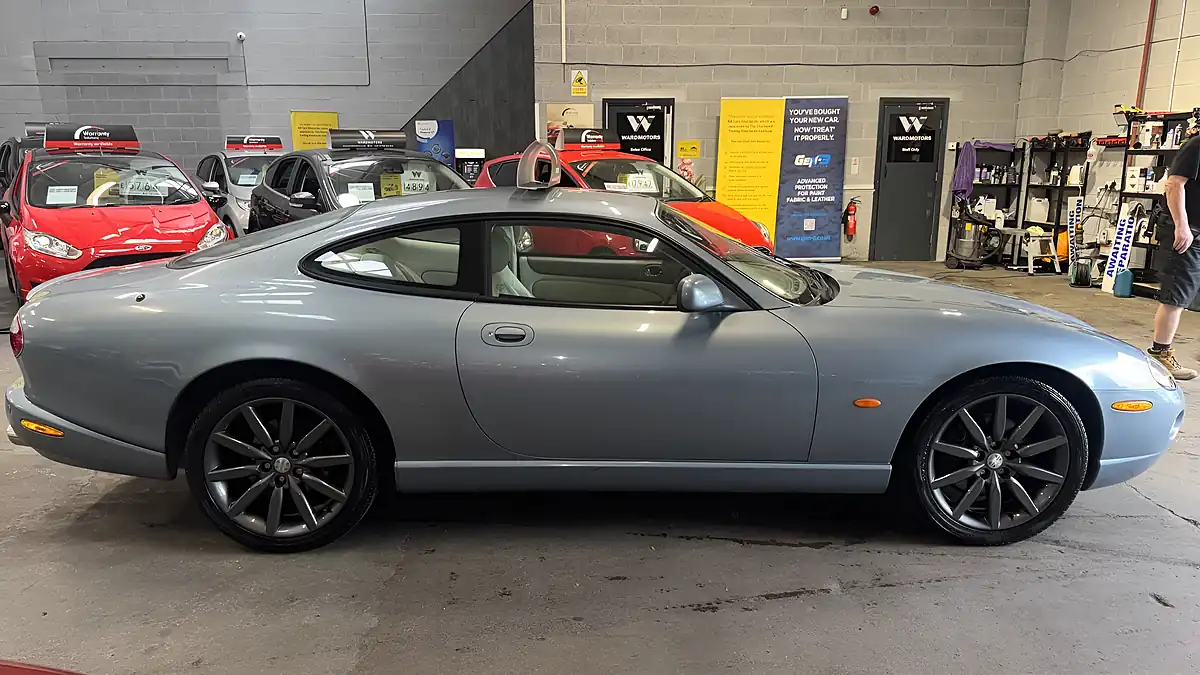Used 2005 Jaguar XK8 Coupe Blue - Interior and Exterior details 8