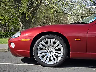 Used 2005 Jaguar XK8 Facelift Radiance Red Pearl - Interior and Exterior details 13