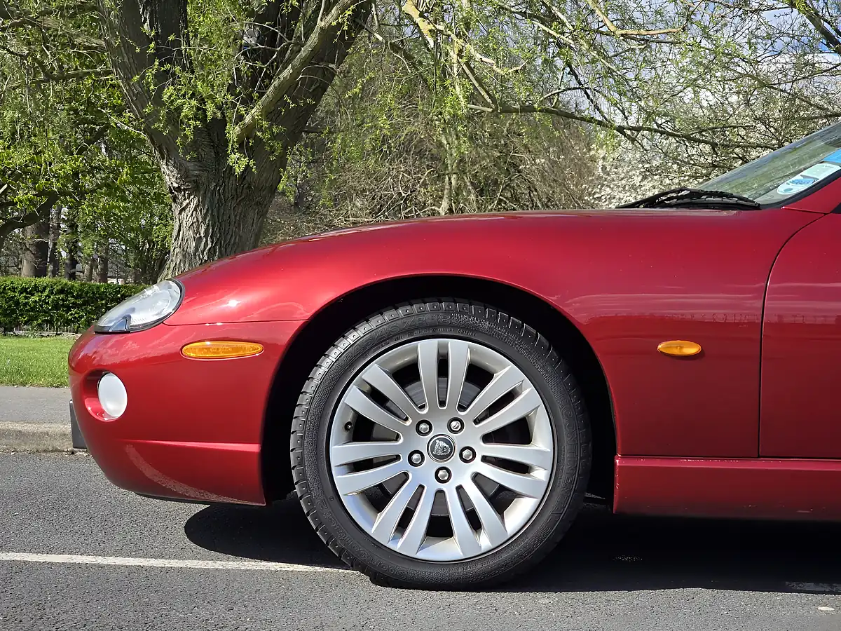 Used 2005 Jaguar XK8 Facelift Radiance Red Pearl - Interior and Exterior details 13