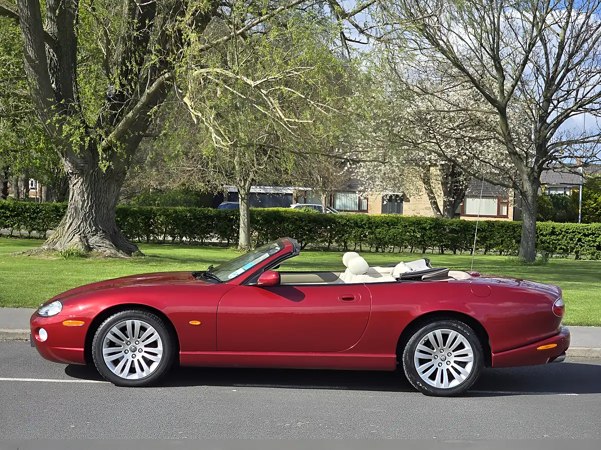 Used 2005 Jaguar XK8 Facelift Radiance Red Pearl - Interior and Exterior details 19