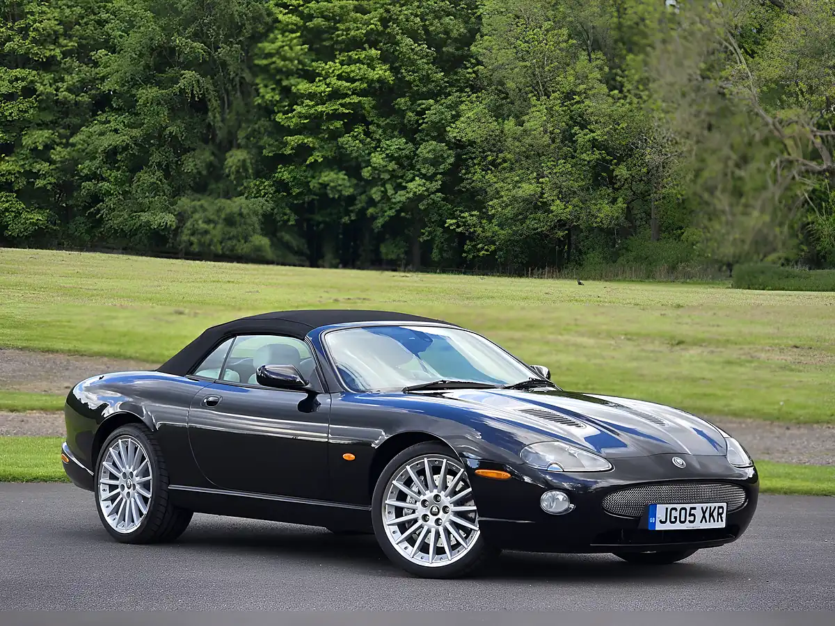 Used 2005 Jaguar Xkr Black - Interior and Exterior details 5
