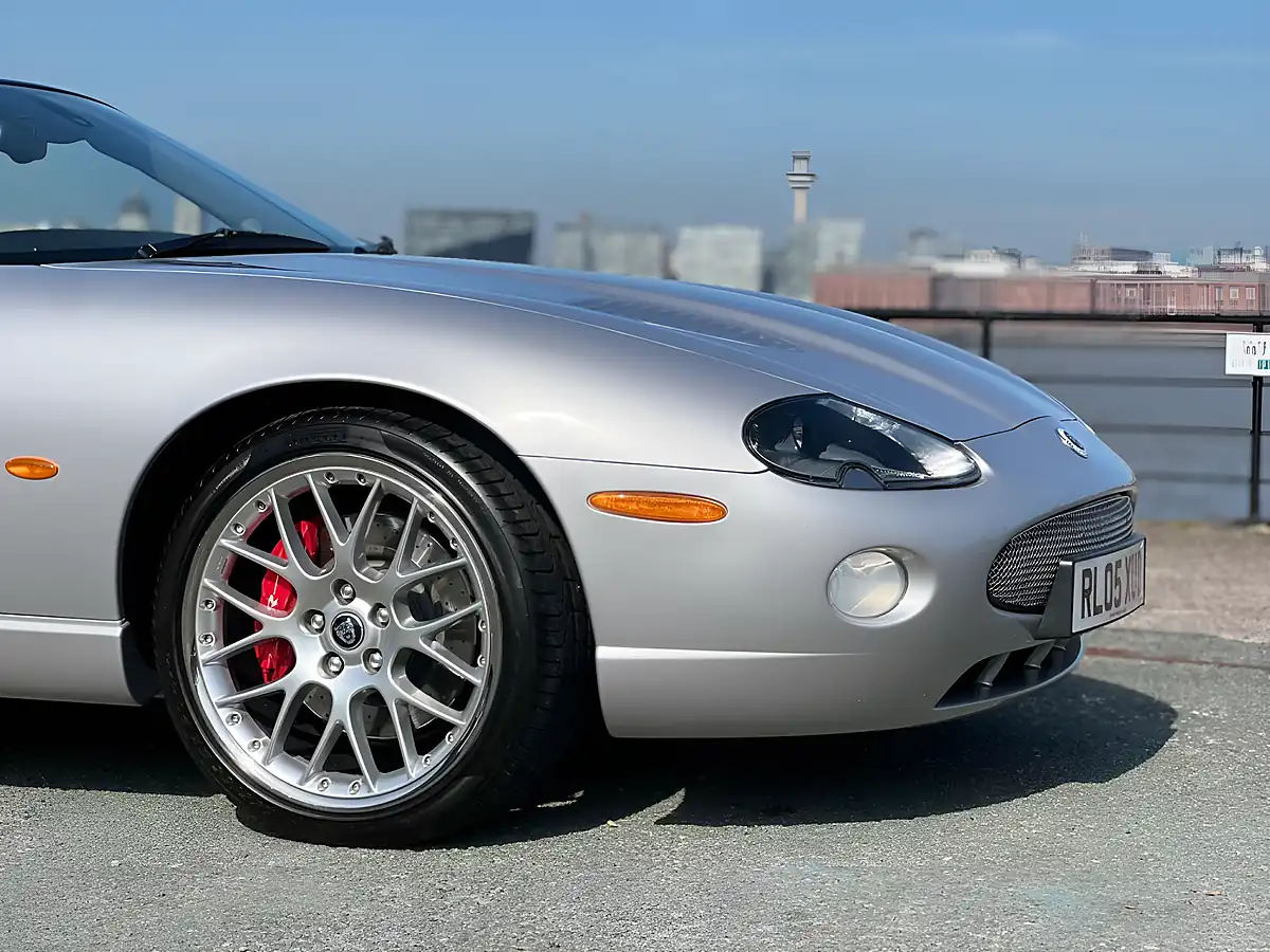 Used 2005 Jaguar Xkr-S Silver - Interior and Exterior details 4