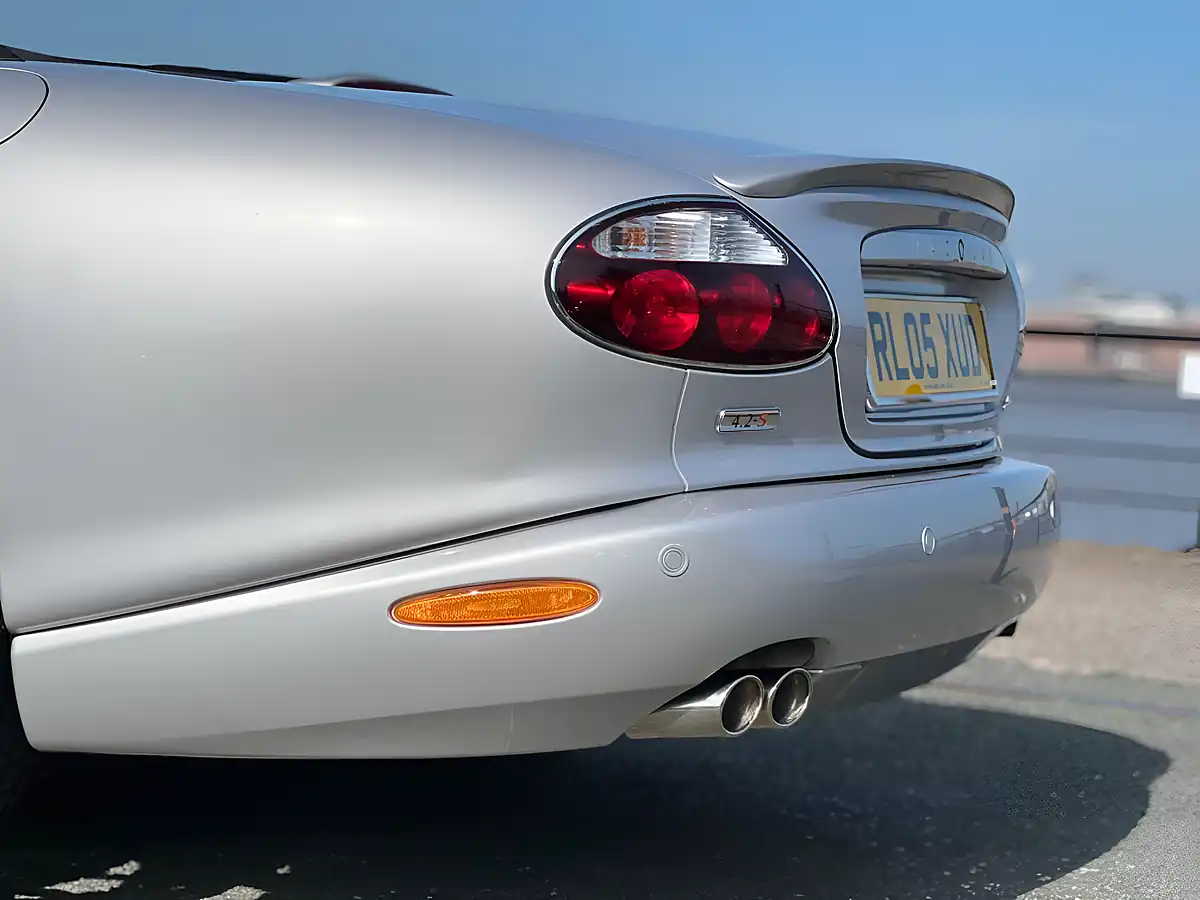 Used 2005 Jaguar Xkr-S Silver - Interior and Exterior details 9