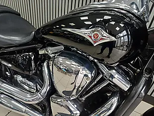 Used 2005 Kawasaki Vulcan 2000 Black - Interior and Exterior details 11