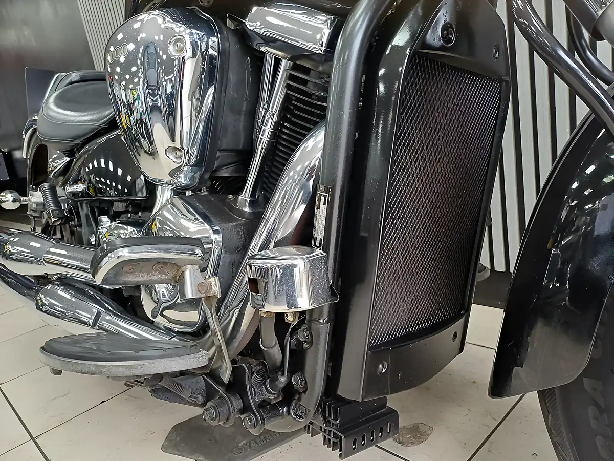 Used 2005 Kawasaki Vulcan 2000 Black - Interior and Exterior details 13