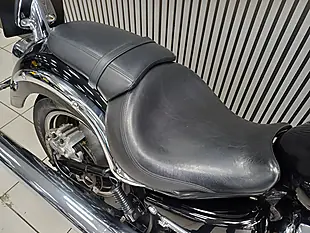Used 2005 Kawasaki Vulcan 2000 Black - Interior and Exterior details 14