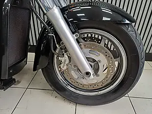 Used 2005 Kawasaki Vulcan 2000 Black - Interior and Exterior details 18